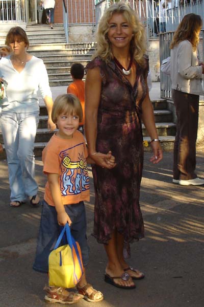 Julian and Pina on their way into Scuola Zandonai